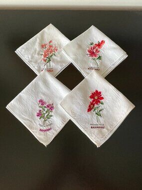 Vintage Set (4) Bahamas Embroidered Flowers Napkins